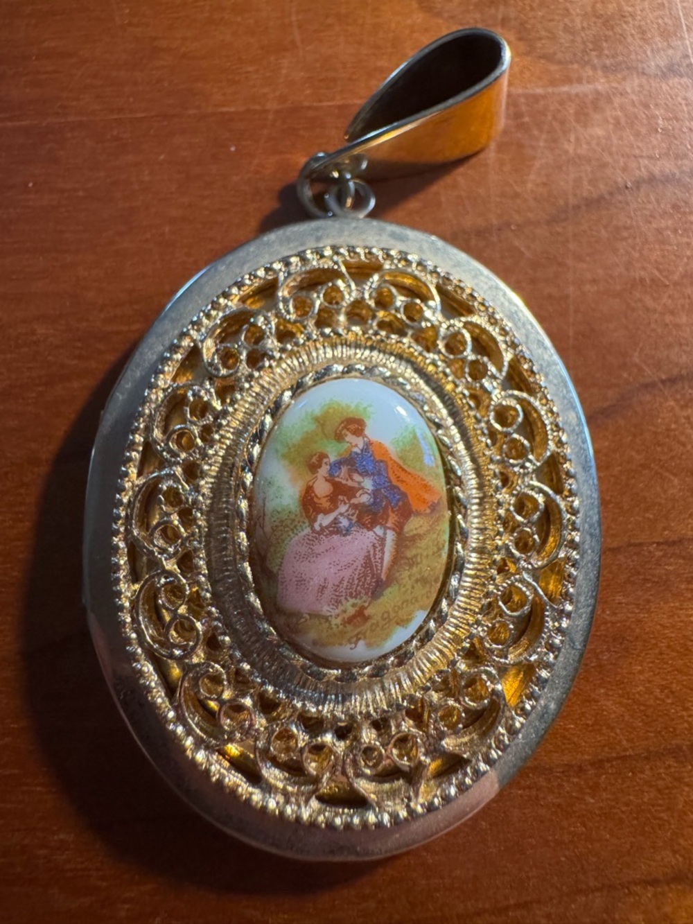Vintage Fragonard Style Pendant/Locket Gold Tone Monet, Unsigned, Fair Cond